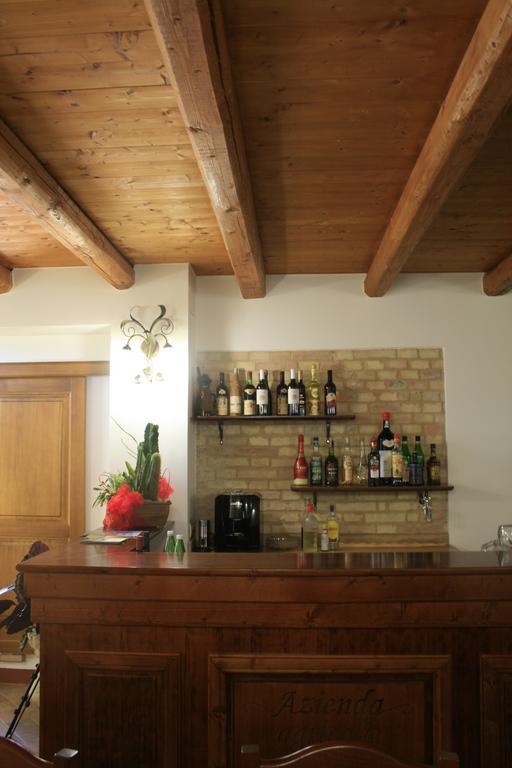 Готель Agriturismo Fara Montegiorgio Екстер'єр фото